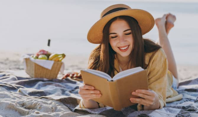 9 Inspirational Quotes About the Magic of Books