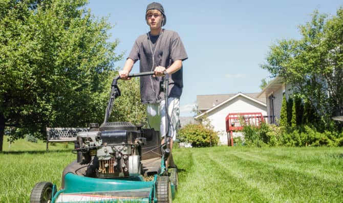 These 11-Year-Old Kids Completed the 50-Yard Lawn Mowing Challenge