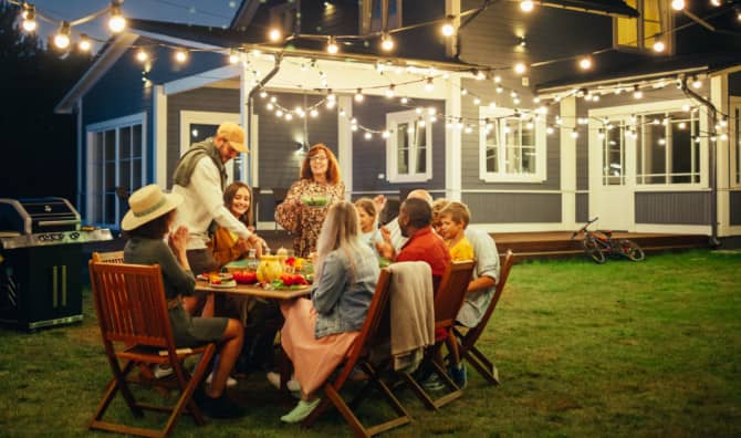 7 Natural Mosquito Repellents to Try