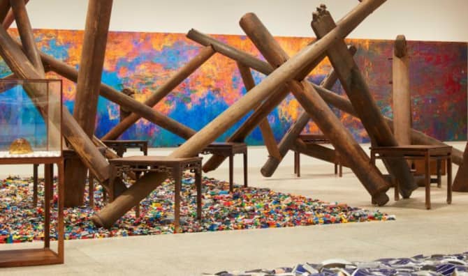 Acclaimed Artist Recreates ‘Water Lilies’ From Iconic Bricks