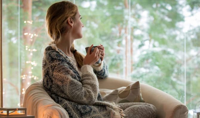 7 Cold Weather Hacks to Keep Warm and Cozy