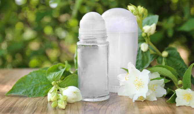 7 Natural Deodorants for a Cool Summer