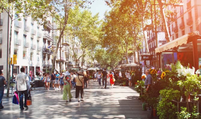 Cool Walks App in Barcelona Marks the Shadiest Places to Walk