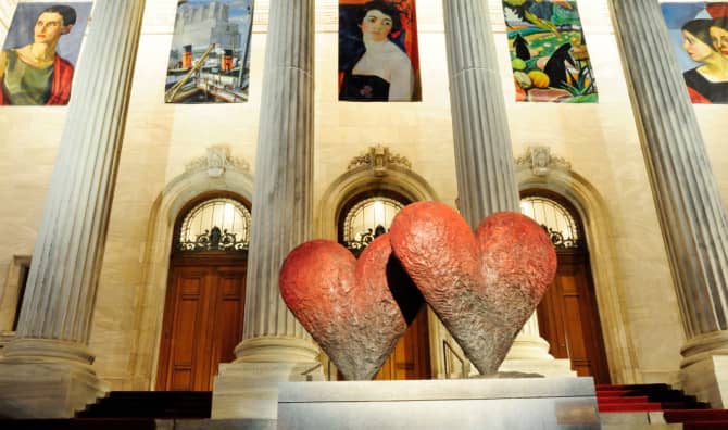 Virtual Trips to Museums Help Reduce Loneliness