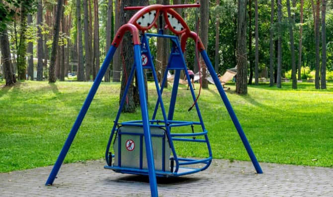 Engineering Students Build a Wheelchair Swing in a Neighborhood Park