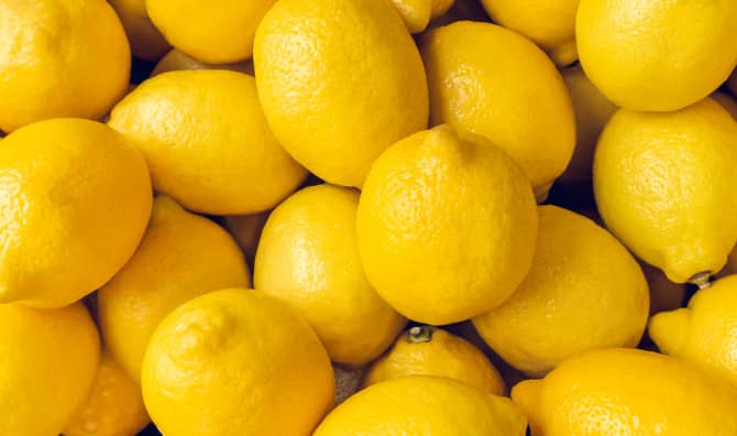 7 Smart Ways to Use Lemons