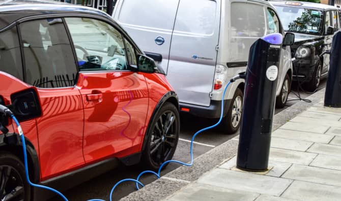 UK to Stop Selling Gas and Diesel Cars by 2030