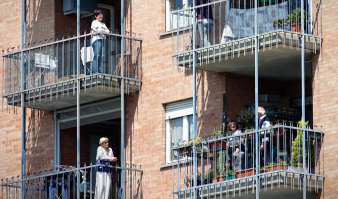 Modern-Day Romeo and Juliet  Balcony Love Story