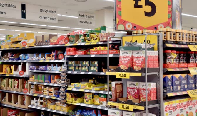 UK Supermarket Chain will Exchange Plastic Bags ‘For Life’