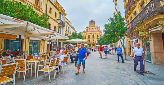 This Spanish Restaurant is Run by People With Special Needs