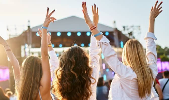 Women attending a festival in Tel Aviv.