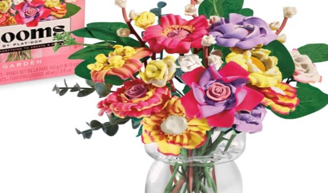 Blooms by Play-Doh