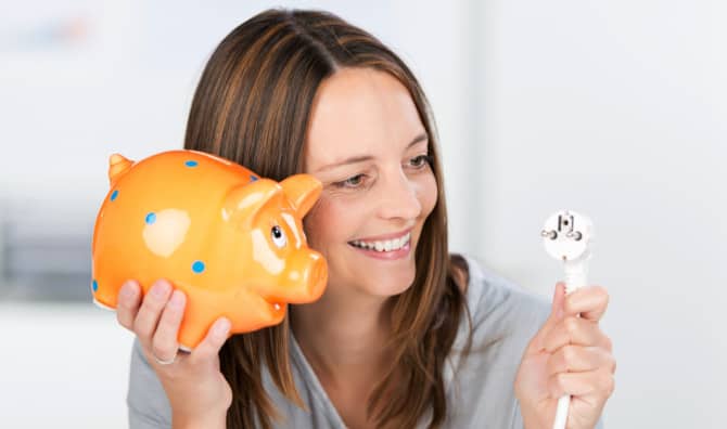 7 Ways to Reduce Energy Use While Staying at Home