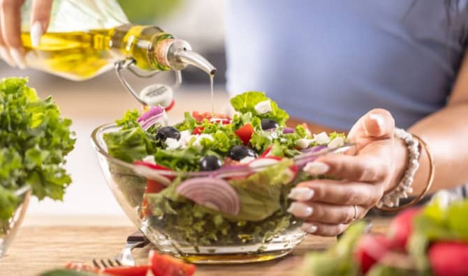 New Research Suggests That the Mind Diet Could Prevent Dementia